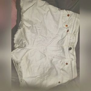 Levi's High Rise White Shorts Size 26